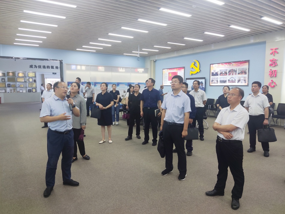 2024年7月17日，市國資委系統(tǒng)在公司開展“三組聯(lián)建”現(xiàn)場(chǎng)觀摩1（公司展廳）_副本